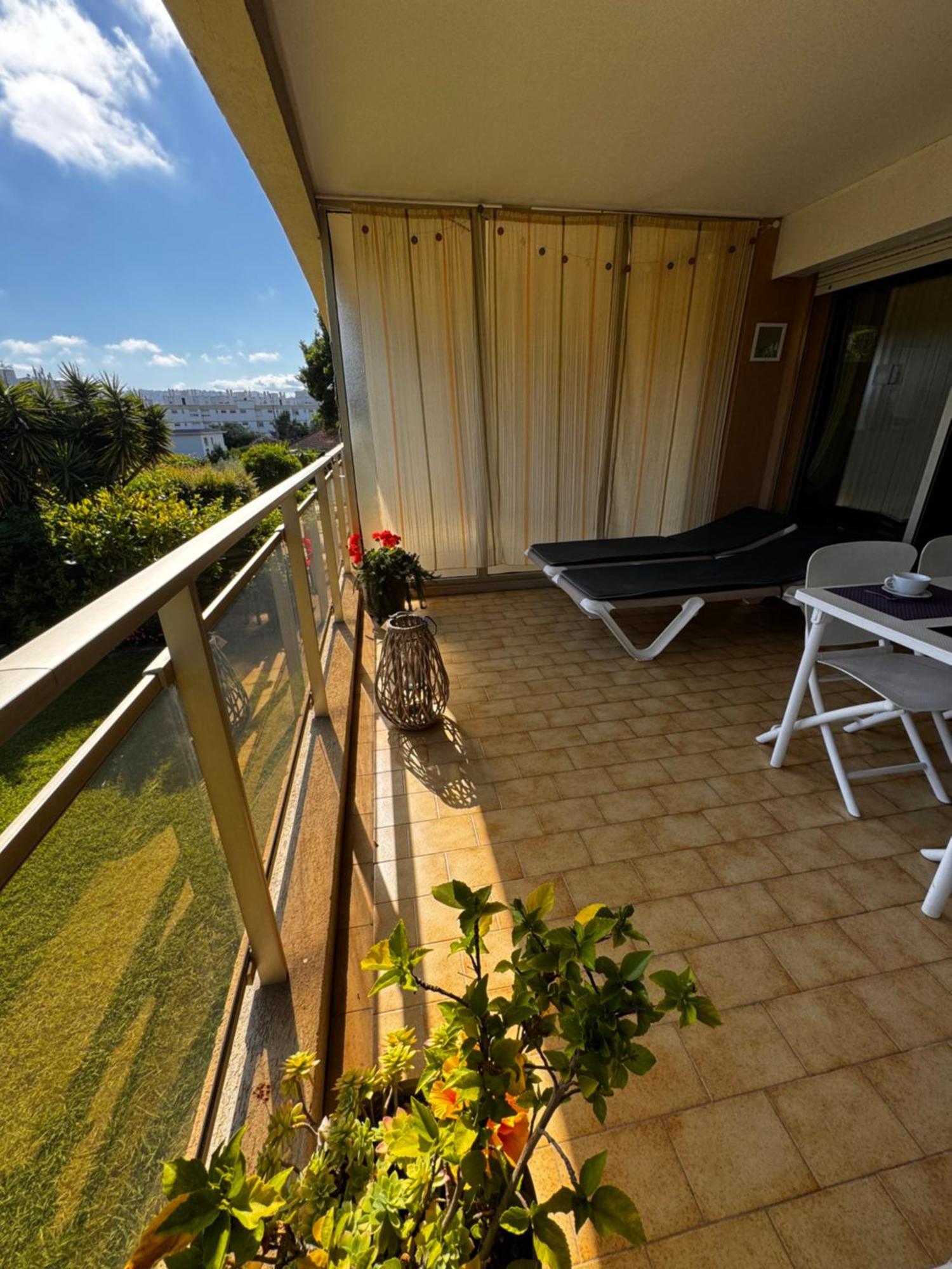 Apt "Laura" Terrasse - Parking - Plage - 5Pers Juan-les-Pins Exterior foto